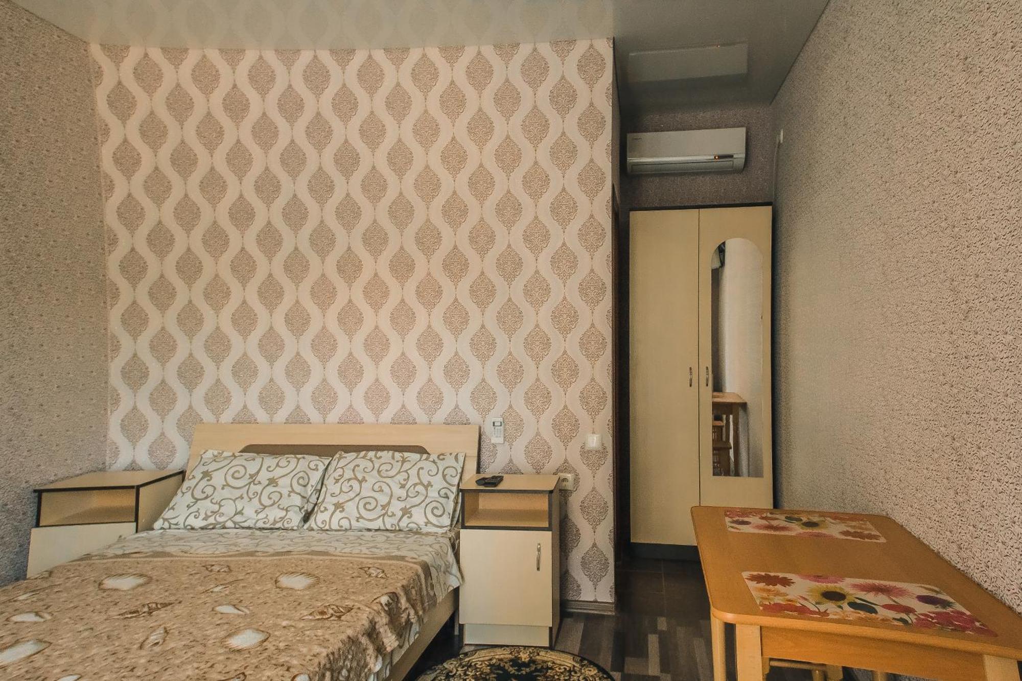 Balcony Hotel Zaliznyi Port Kamer foto